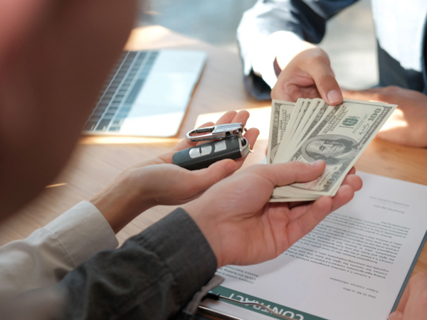 富阳讨债公司分享债务纠纷解决途径对比：诉讼与委托催收的成本收益分析